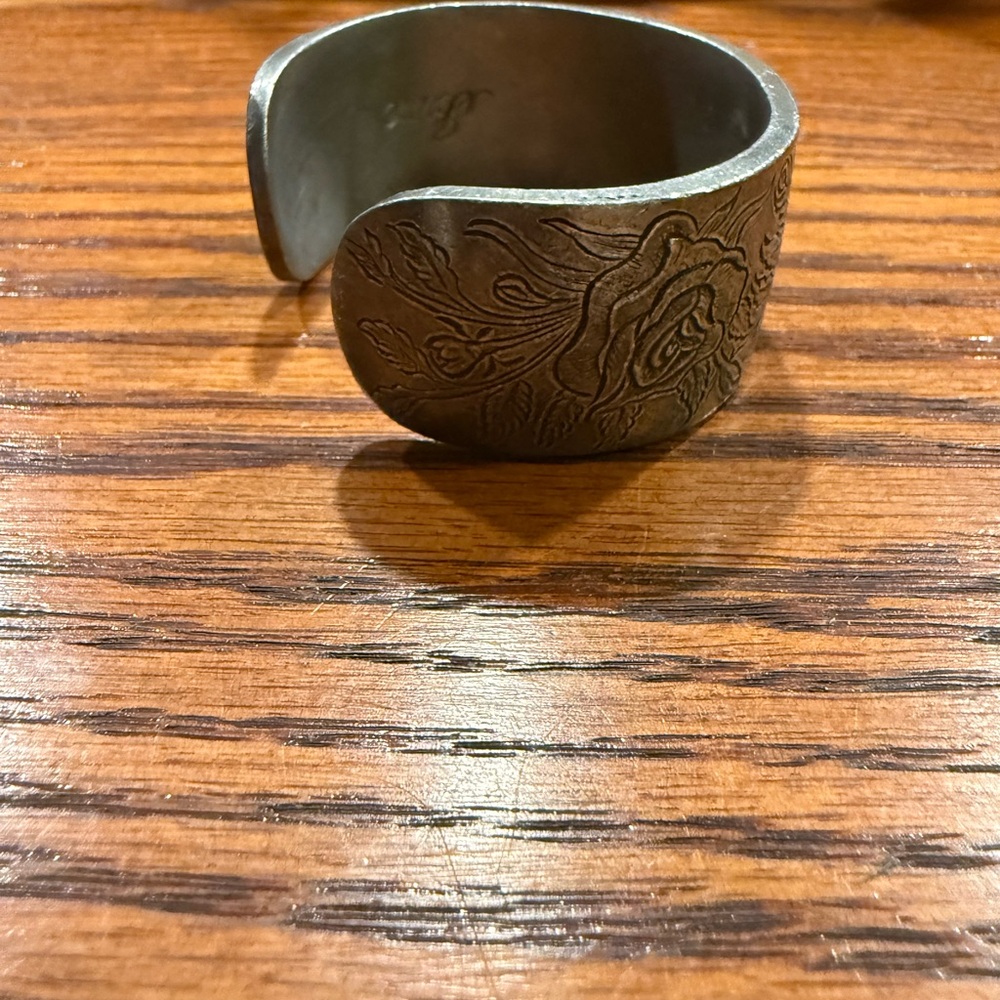 Vintage Pewter Cuff Bracelet Salisbury Wide Floral Phoenix Boho Statement - Picture 6 of 10